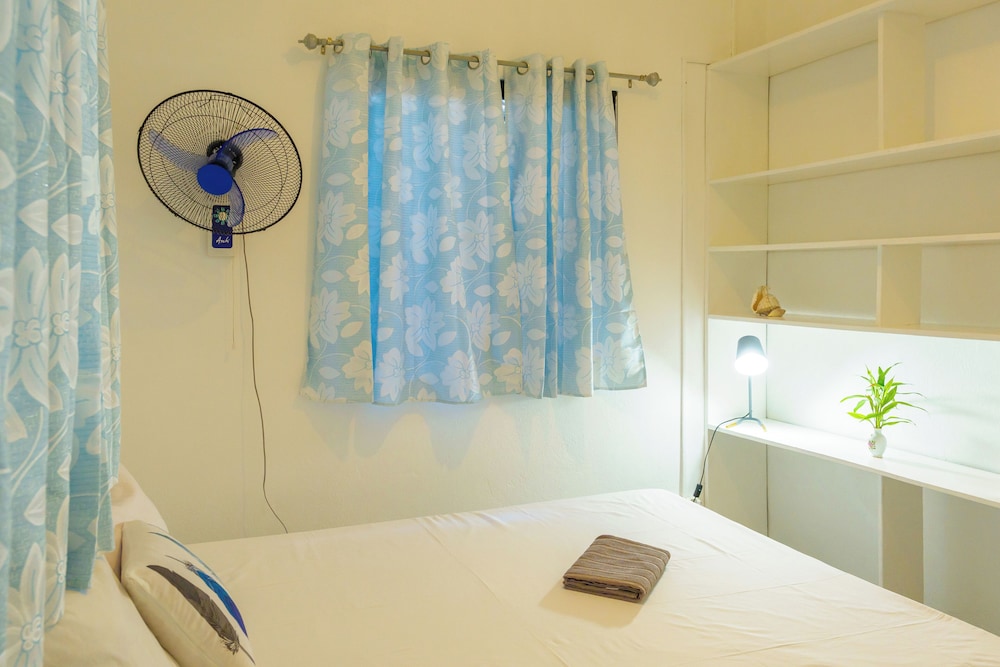 Silang Beach Resort and Diving