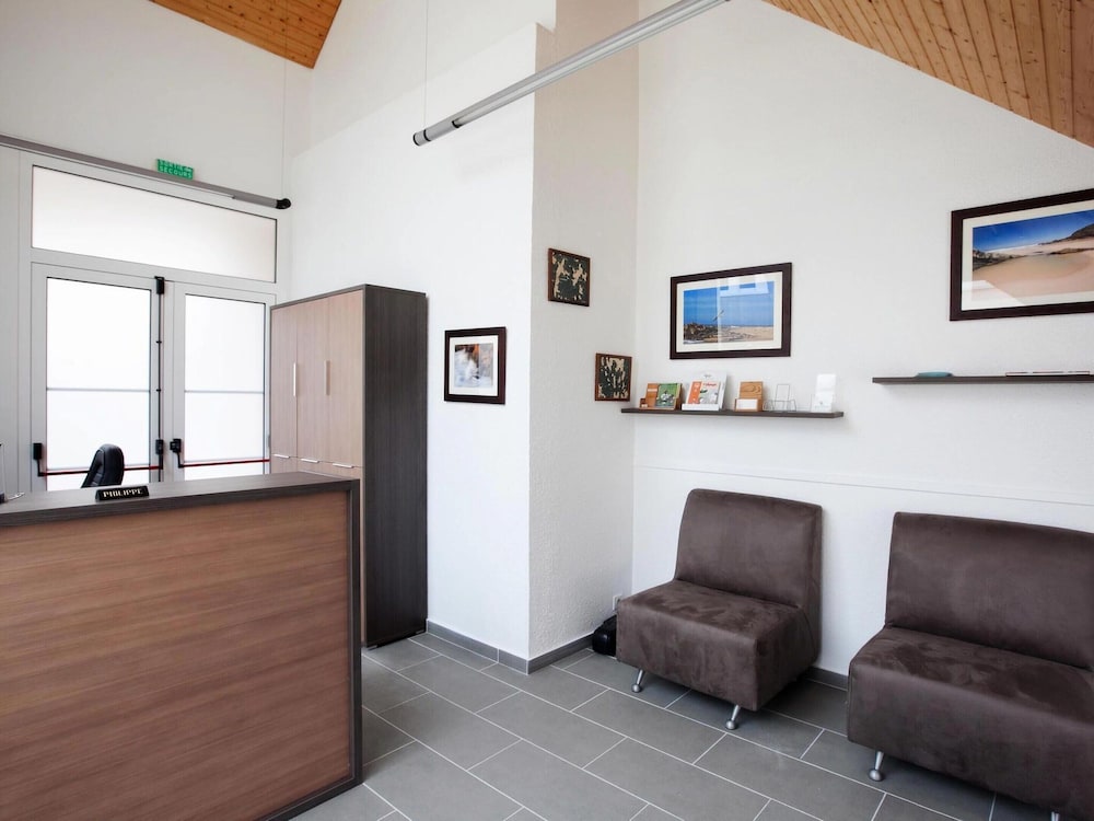 Gulf of Morbihan Home for 5 Guests view 2