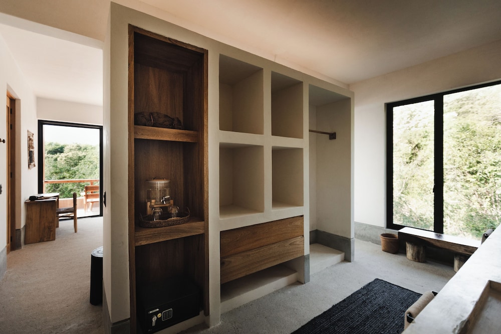 Casa Yute by Ahau Collection