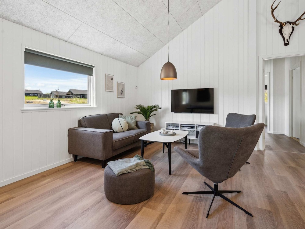 5 Star Holiday Home in Lokken