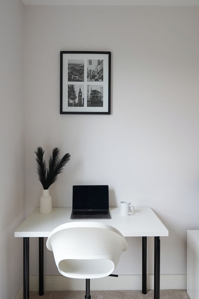 Serenity by the Water 3 bedroom London