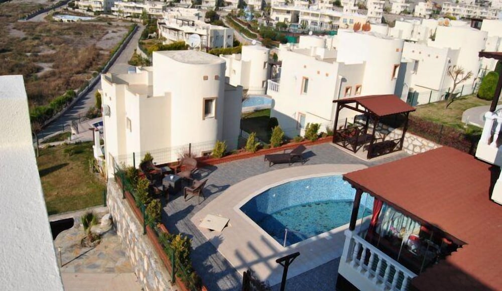 Flamingo Country Club 3 Bedroom Villa