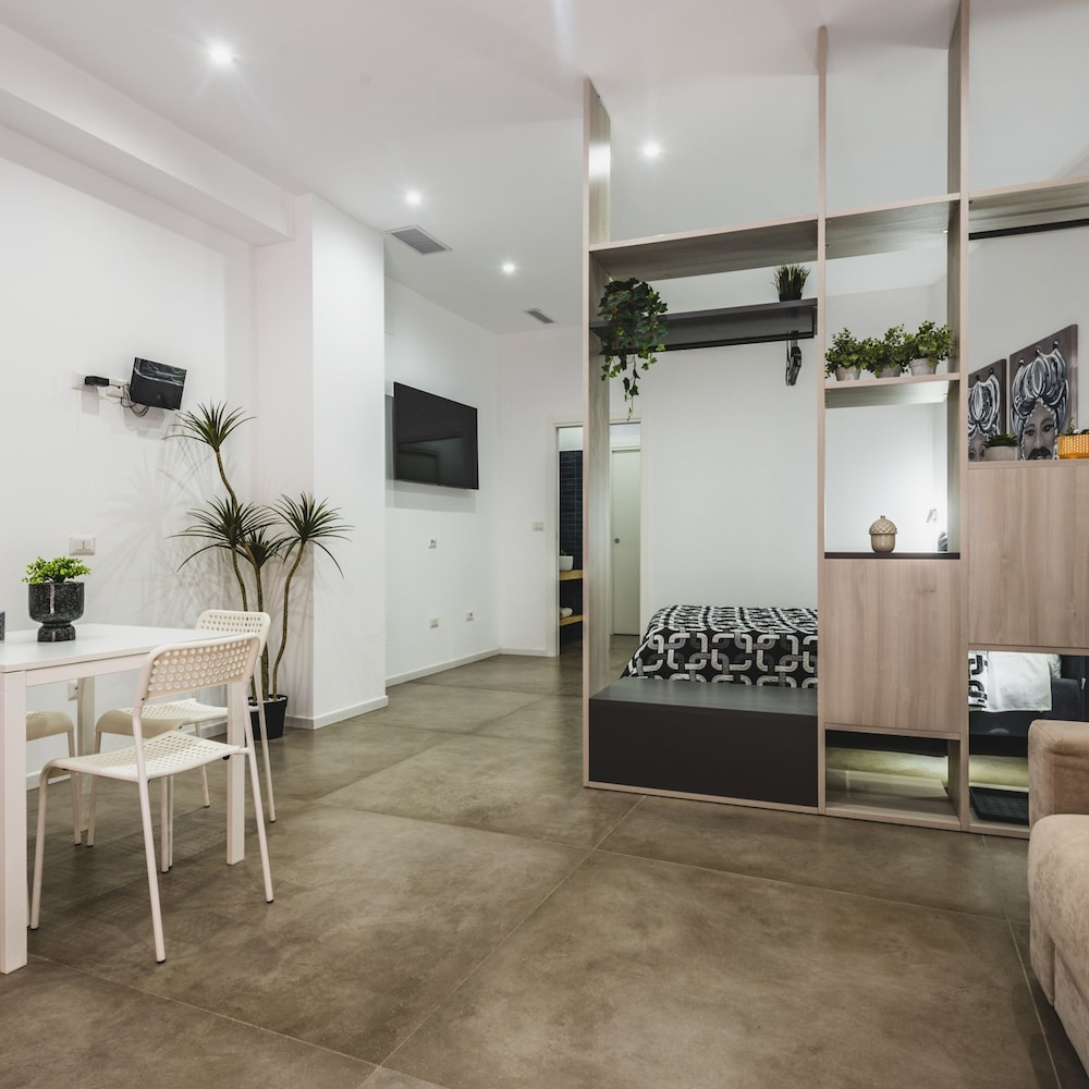 Taormina Center Studio by Wonderful Italy