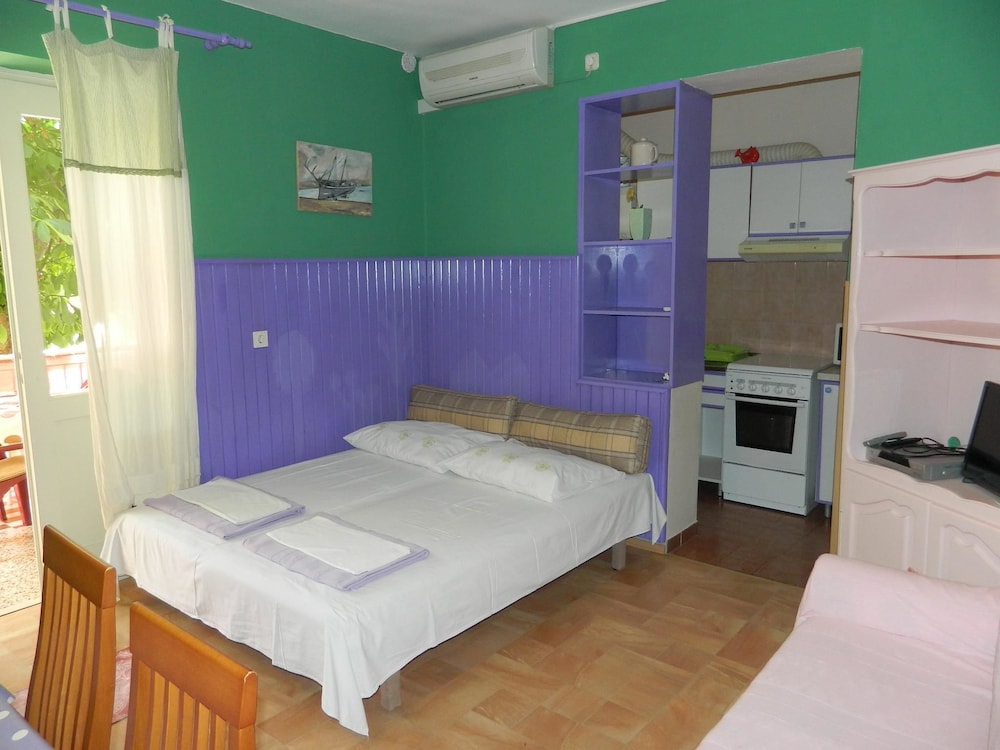 Photo 28