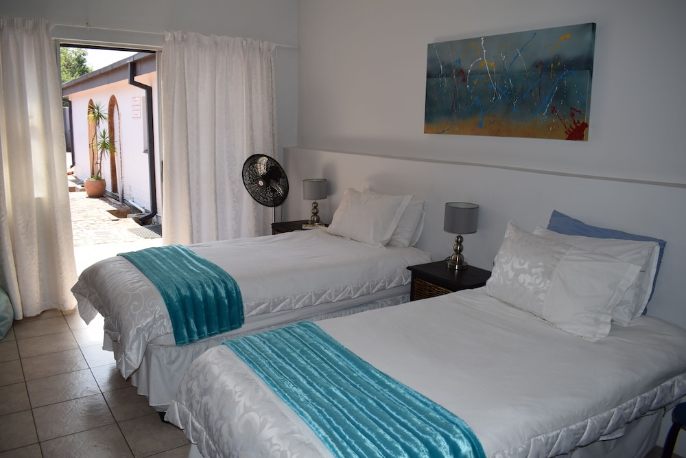 Oppi Hoek Guesthouse