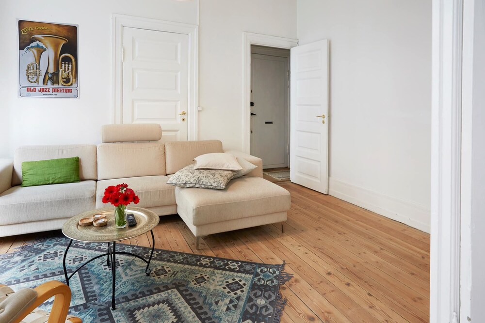 Big & Charming apartment in City Center