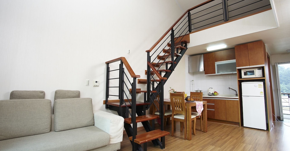 Club Olympia Pension & Resort