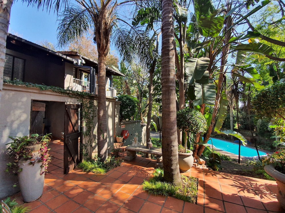 Waterhouse Guest Lodges 295 Indus Street