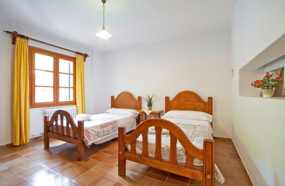 Vall de March Finca Farmhouses by Vida Villas