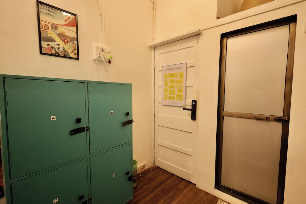 Locomo Hostel Mini - 9 mins from airport