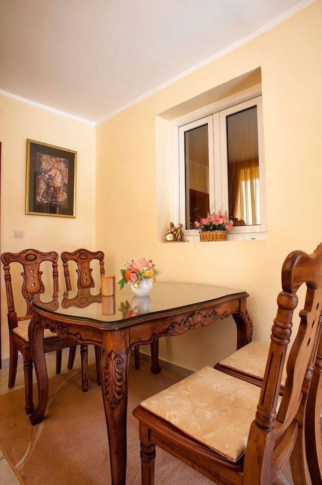 Apartments Vuksic