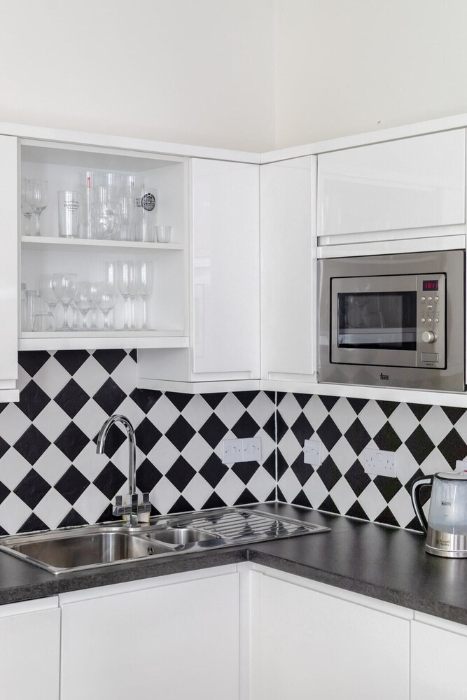 Stylishly Snug 1BD Flat, Camden Town!