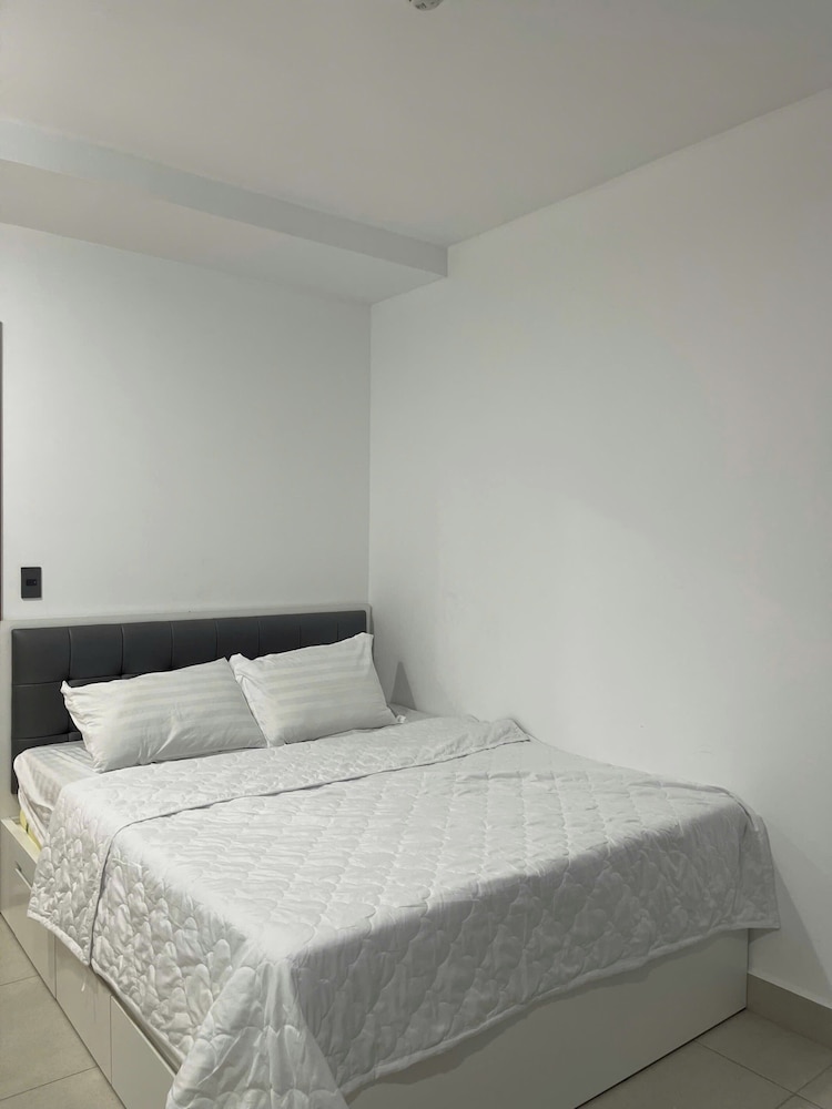 Sophia Center - Serviced Apartment