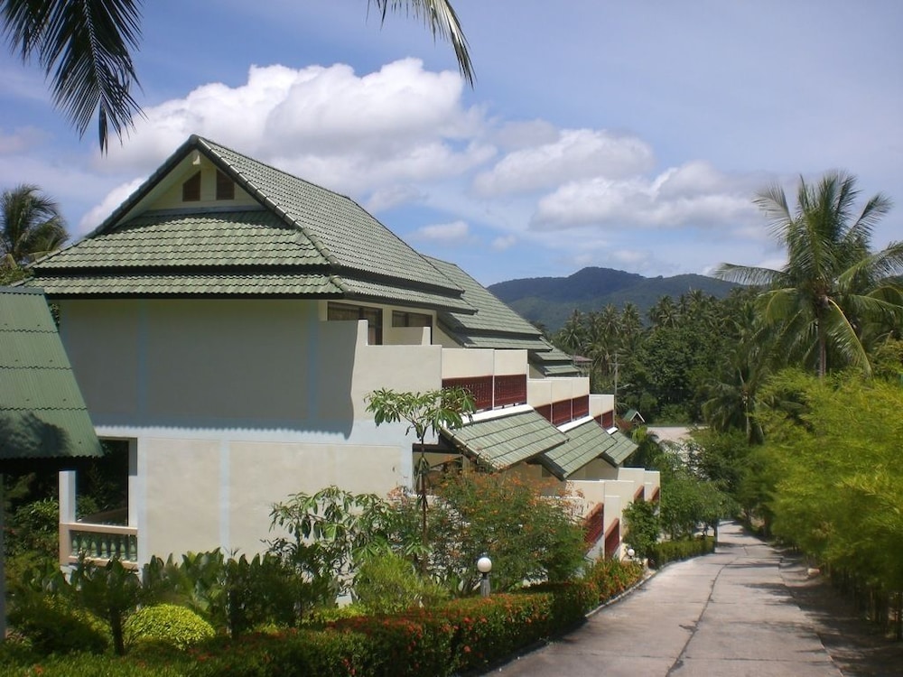 Golden Hill Resort
