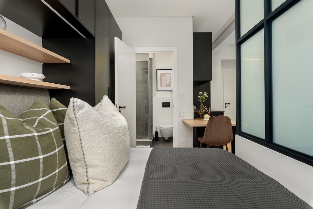 The Carrington Luxury Apartments view 5