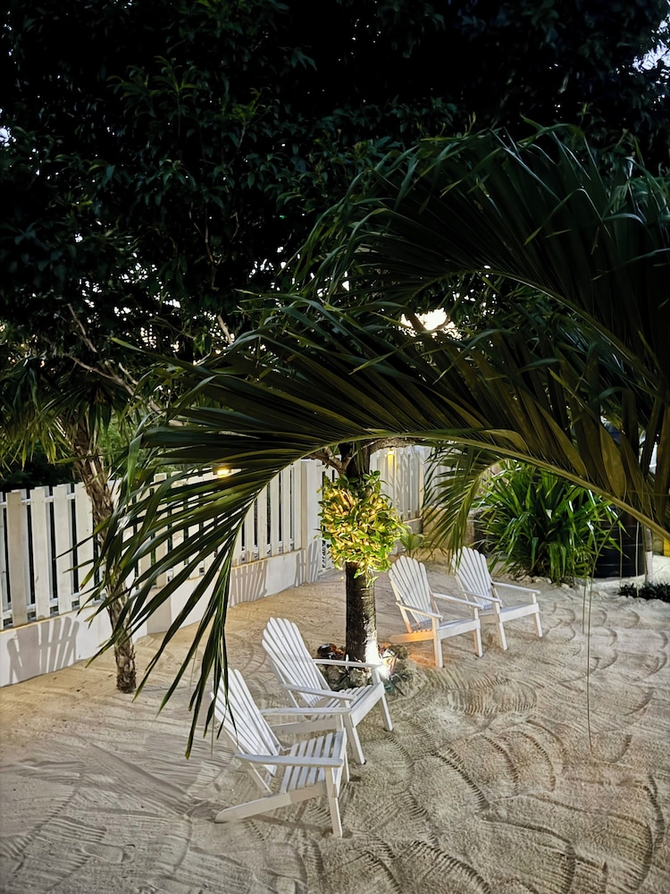 Secret Beach Cabanas