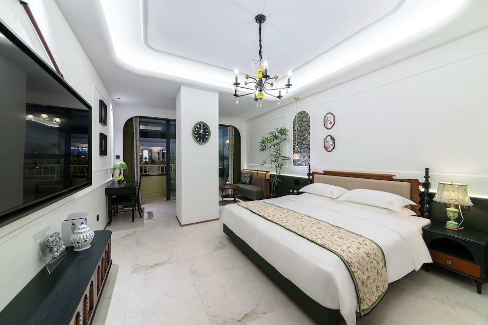 Vishan Garden Trendy Hostel