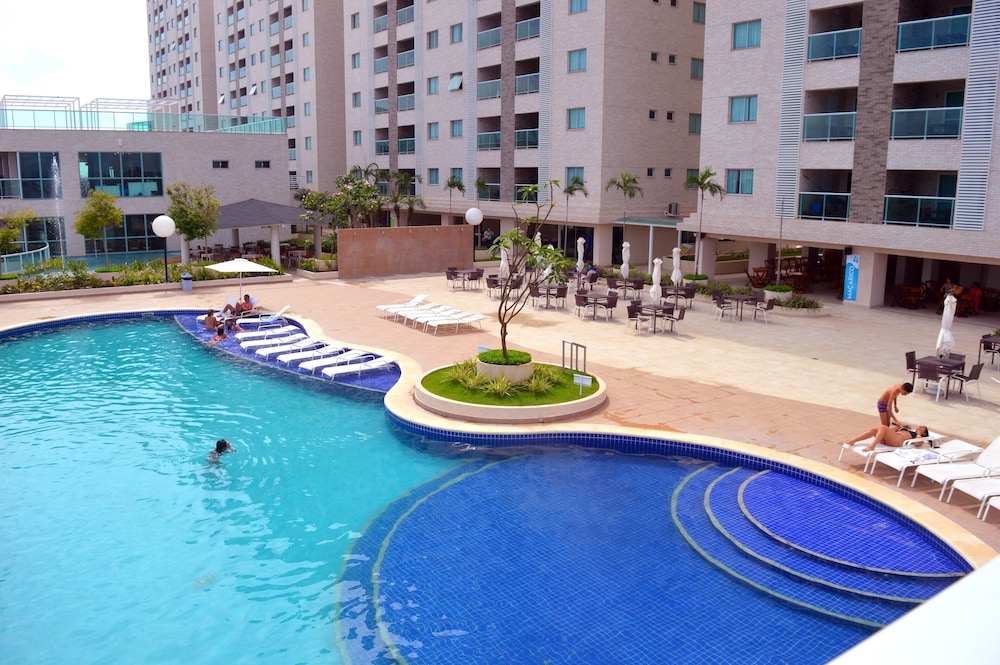 SaltBeach - Salinas Park Resort
