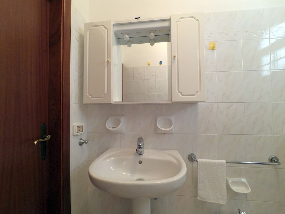 Photo 49