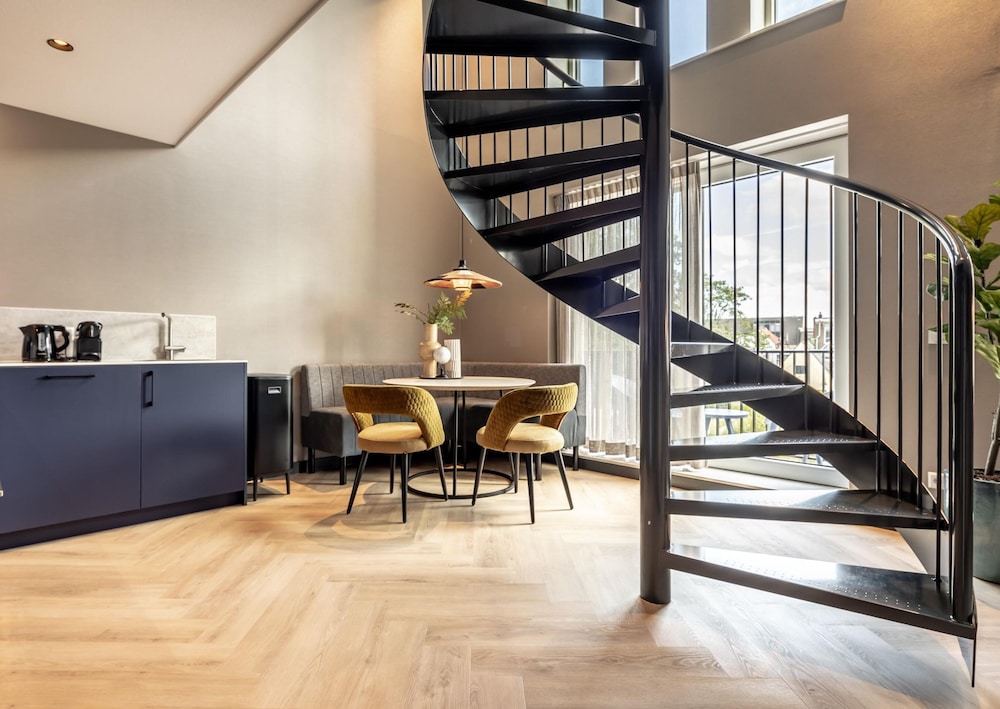 Family Apartment w/ Bunk Beds