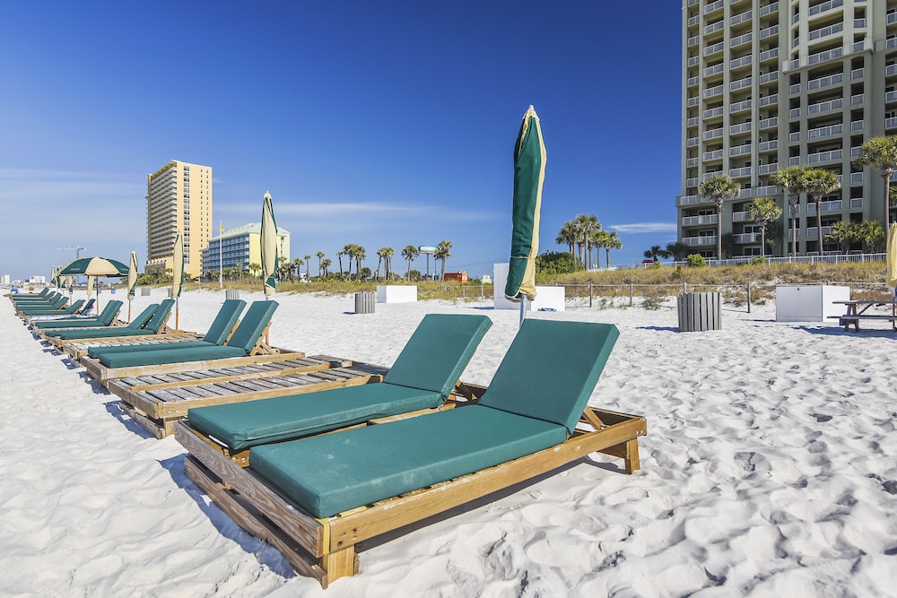 Grand Panama Beach Resort by Book That Condo