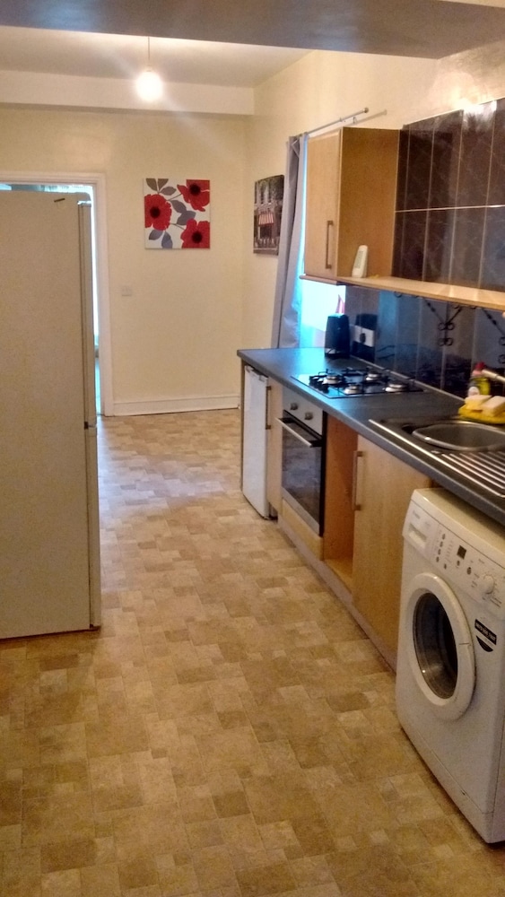 Derwent Apartment 1 view 4