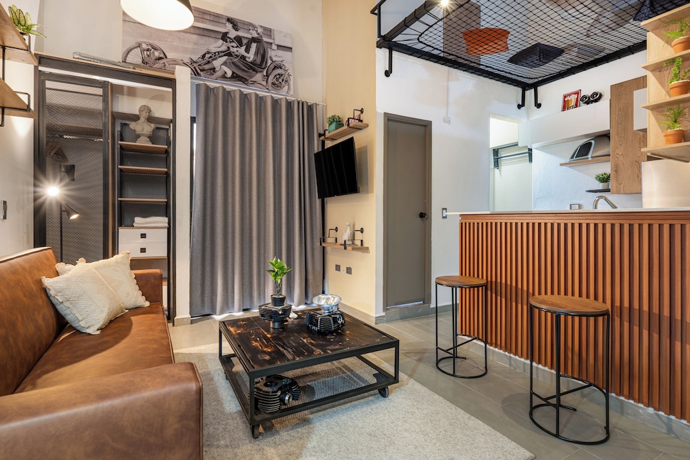 Apartamentos La Joaquina by HOUSY HOST