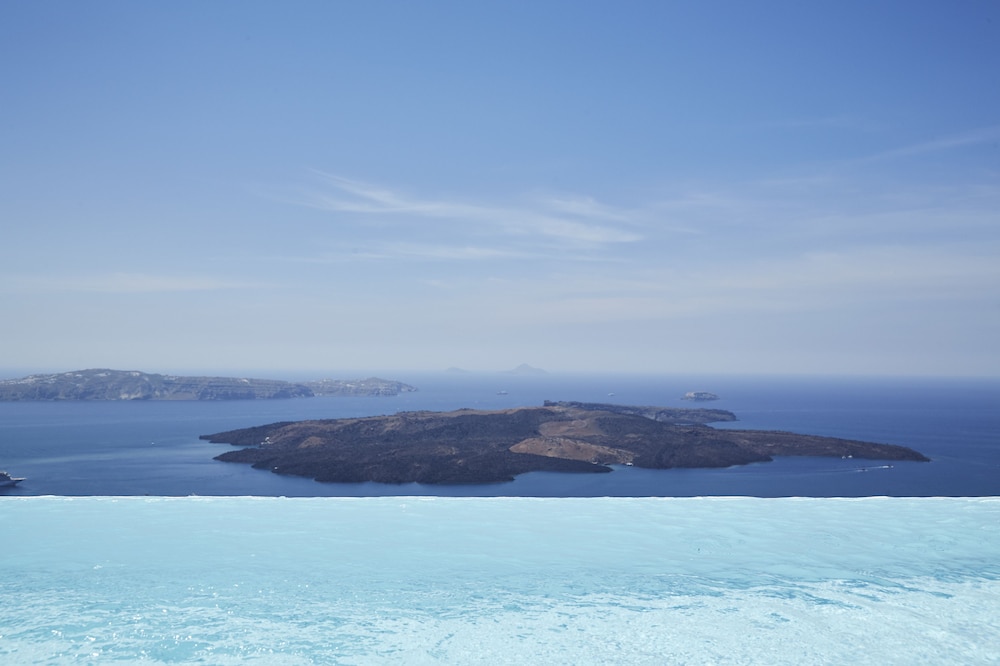 Canaves Elefas Villas