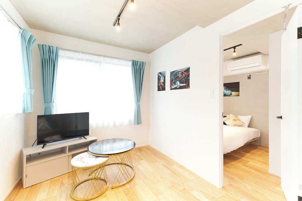 Frontier Comfort Kita-Ikebukuro by Tranova