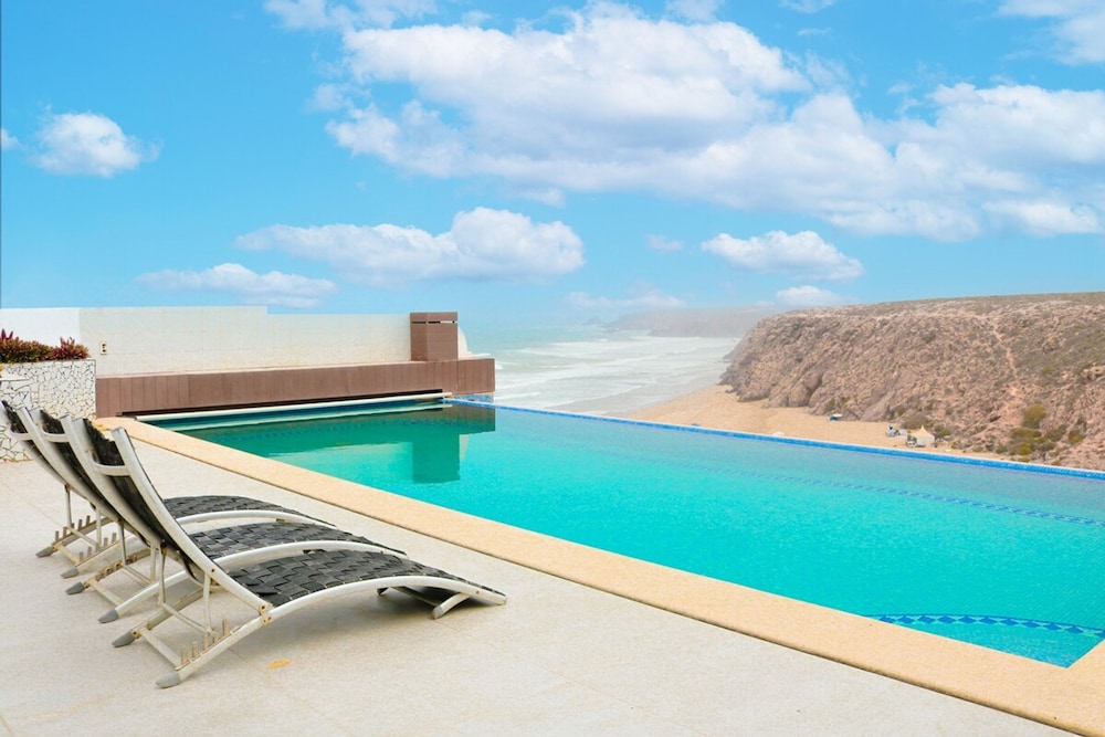 Infinity View 4 Bed Pool Villa