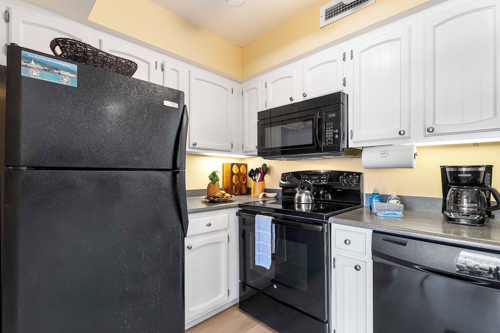Ocean Views - AC - In Unit Washer/dryer - Vrkcv