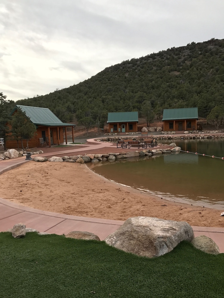 Holmstead Ranch Resort