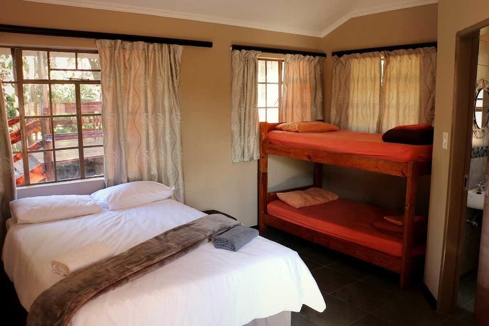 Lidwala Lodge - Hostel view 3