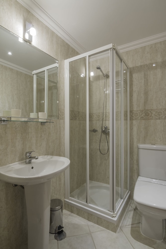 Valverde Properties