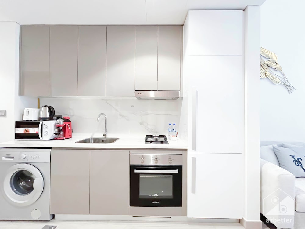 Elegant Studio With Balcony on the Riviera Dubai
