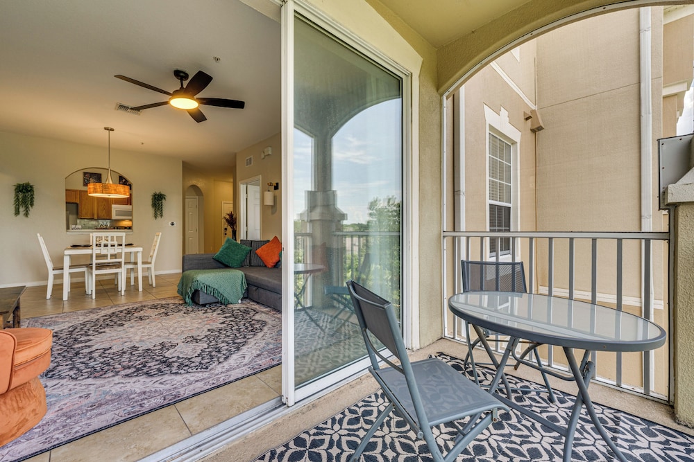 4 Mi to Disney: Family-friendly Resort Getaway!