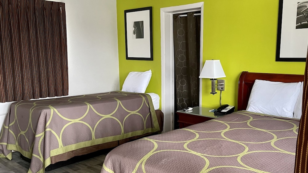 Rodeway Inn Pittsfield