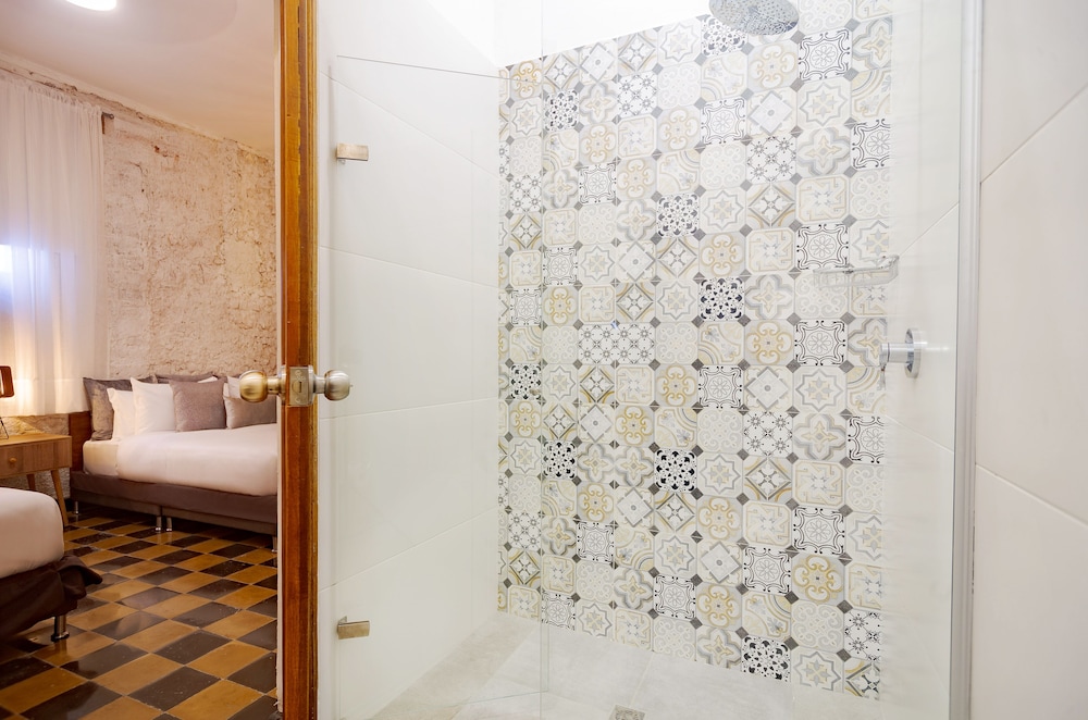 3cm-1 Colonial House In Getsemaní With Pool Air Conditioning and Wifi