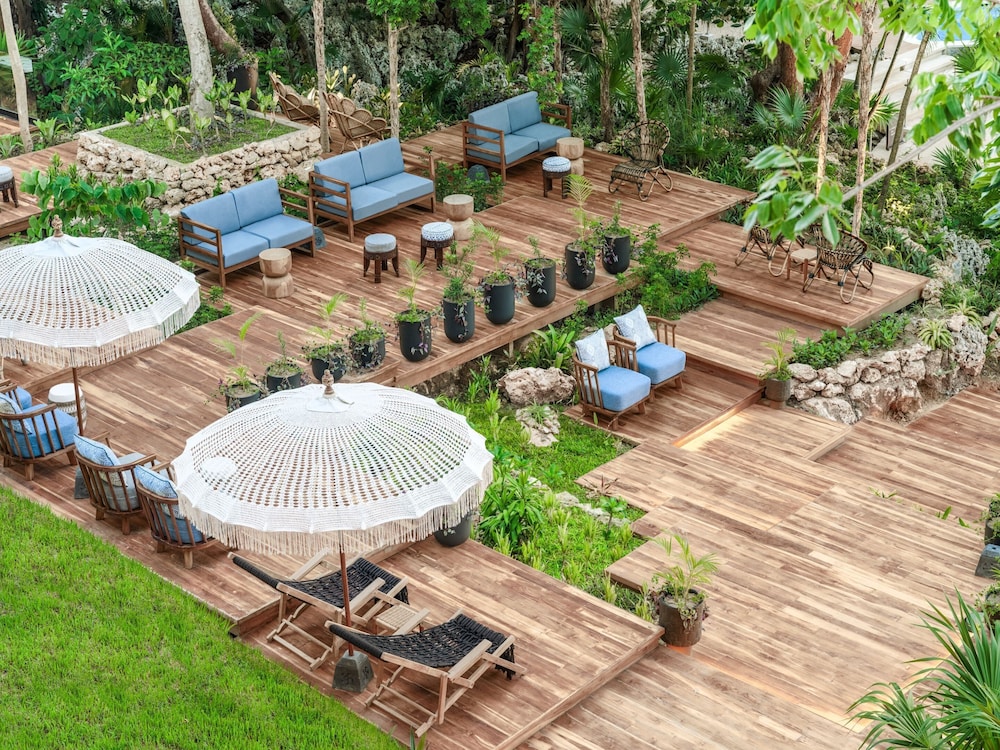 Kimpton Grand Roatan Resort And Spa by IHG - Photo 105