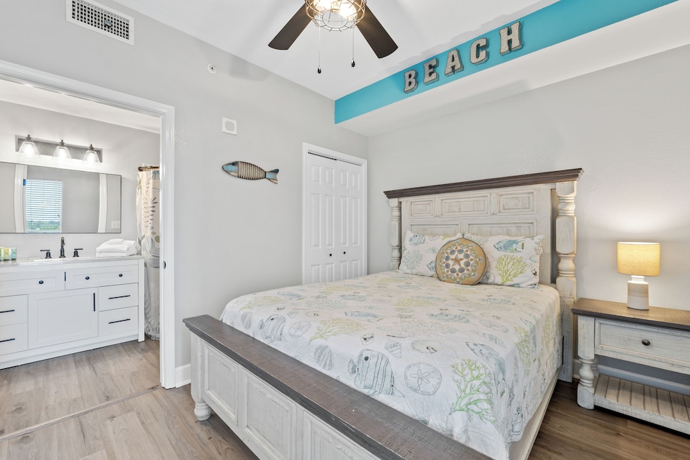 Tidewater by Book That Condo