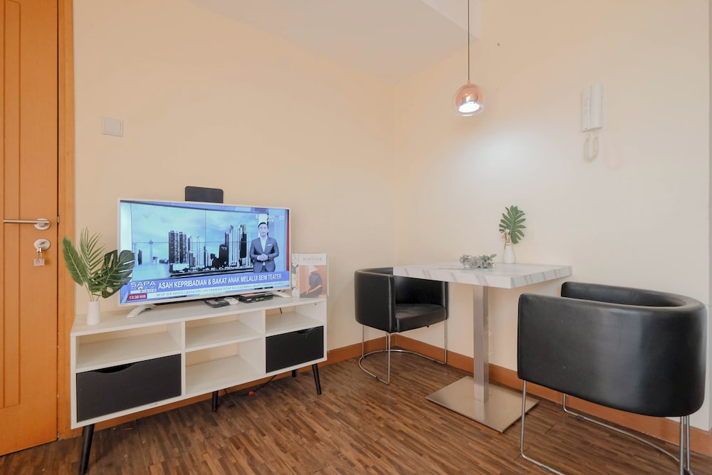 Good Deal 2BR Apartment Cinere Bellevue Suites