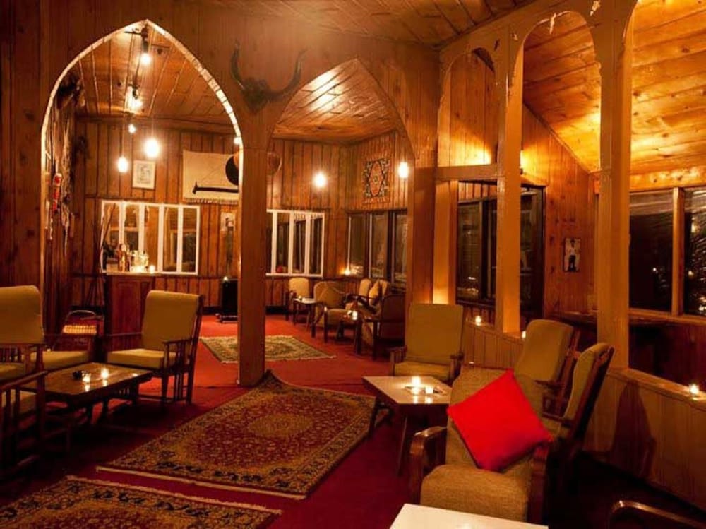 Nedous Hotel