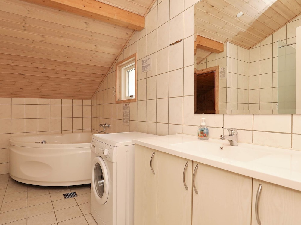 8 Person Holiday Home in Dannemare