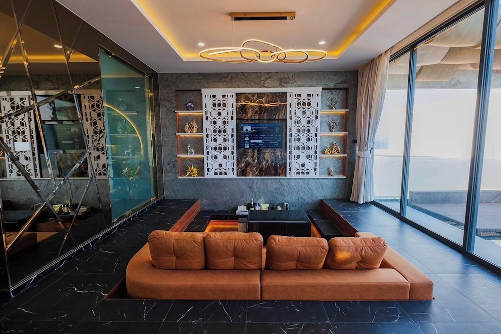 MADUSEA GRAND VILLA