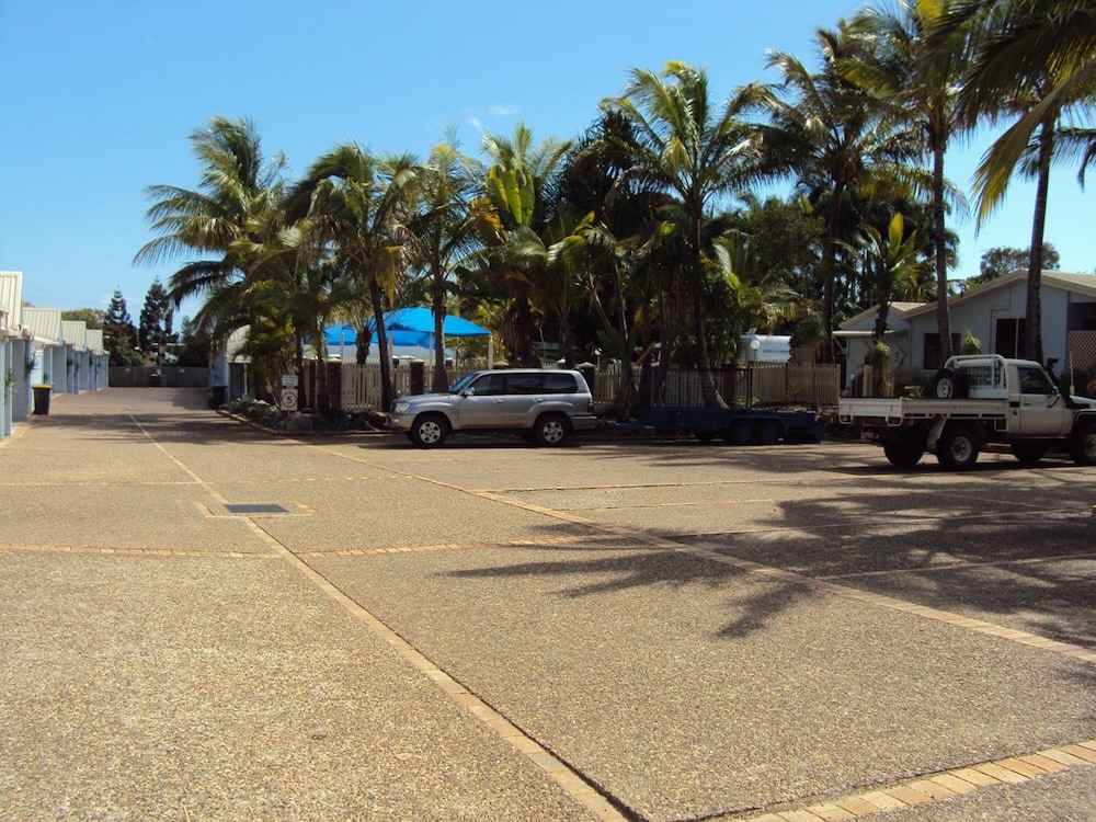 Palm Valley Motel and Self-contained Holiday Units
