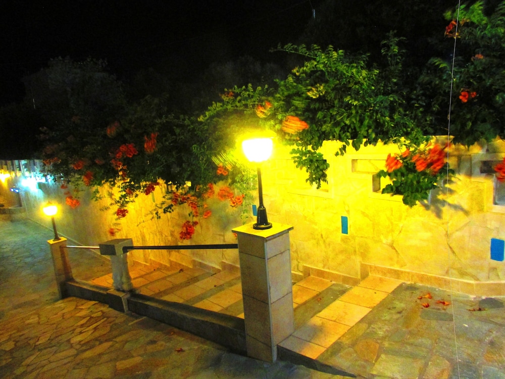 Castellino Studios