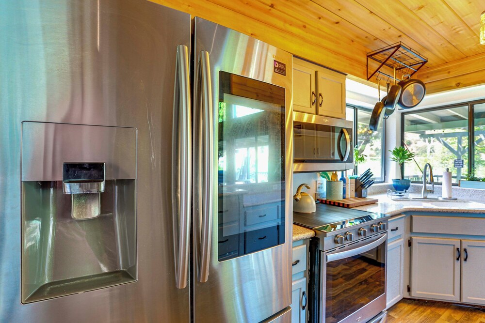 Scenic Riverfront Escape w/ Sauna in Junction City