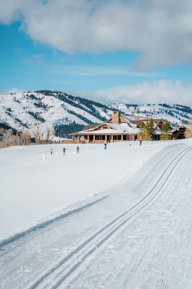 The Cabins At Snake River Sporting Club