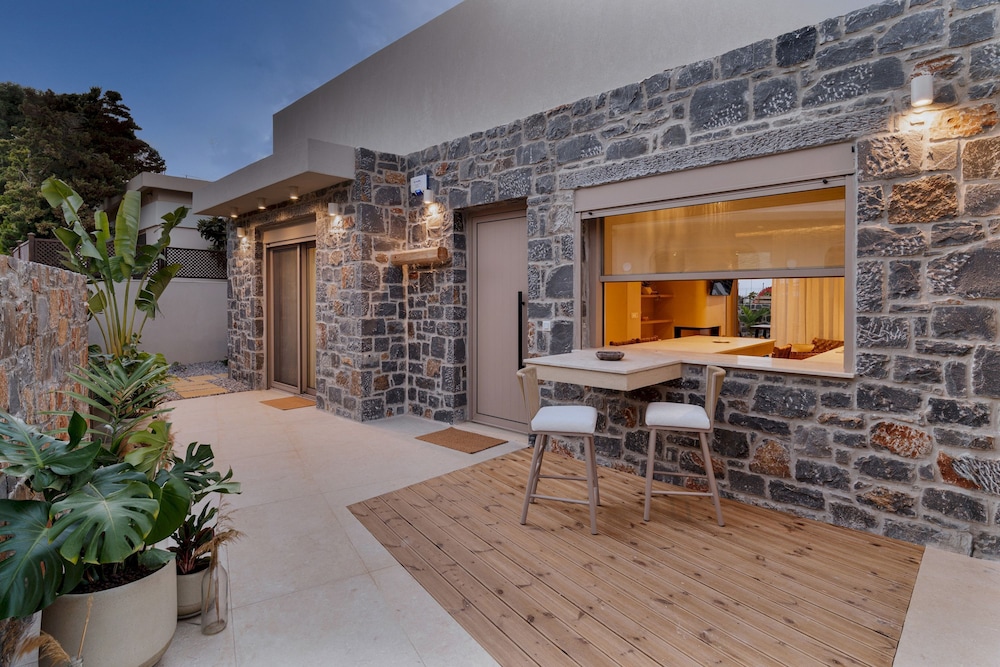 Numa Villas - Villa Taupe by Estia