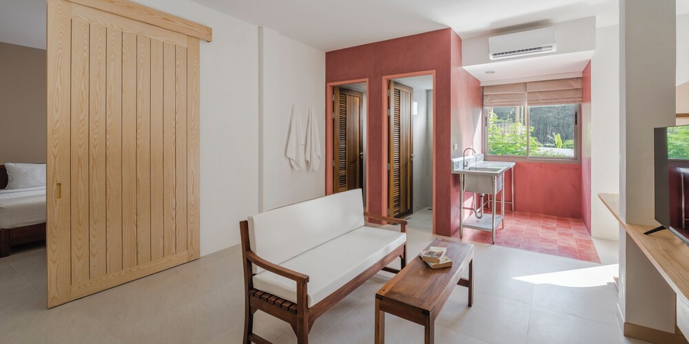 Anda Lanta Residence & Rentals - Adult only